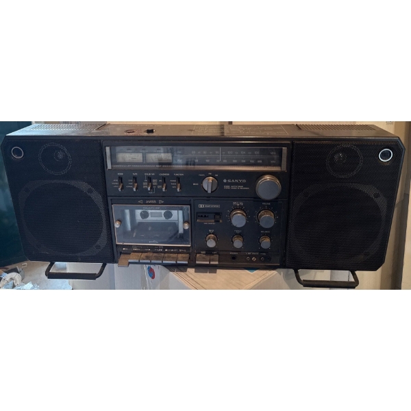 SANYO Boombox Model M 9998 