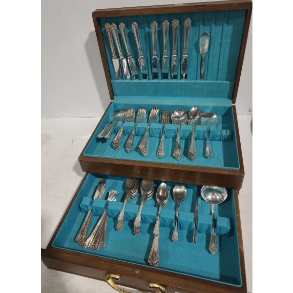 Rogers Bros. Cutlery and Storage Box 15.5 W, 11 D, 5.5 T  