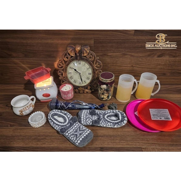 Decorative Items, Tableware, and Household Accessories