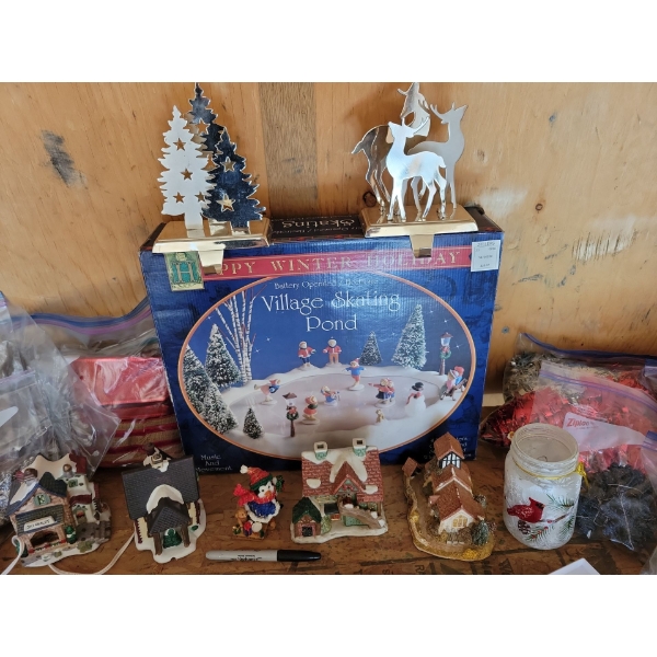 Battery Operated Skating Pond, Santas Village, Assorted Decor.