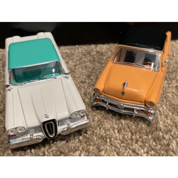 1958 Ford Edsel, 1949 Ford Customline 