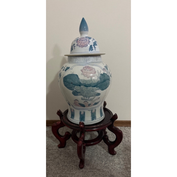 Lovely Oriental Style Vase w/ Lid  - 24T w/ Wooden Stand 