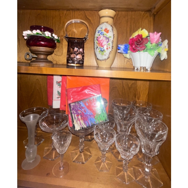 Collection of Florals & Vases with Simple Standard Glass Barware