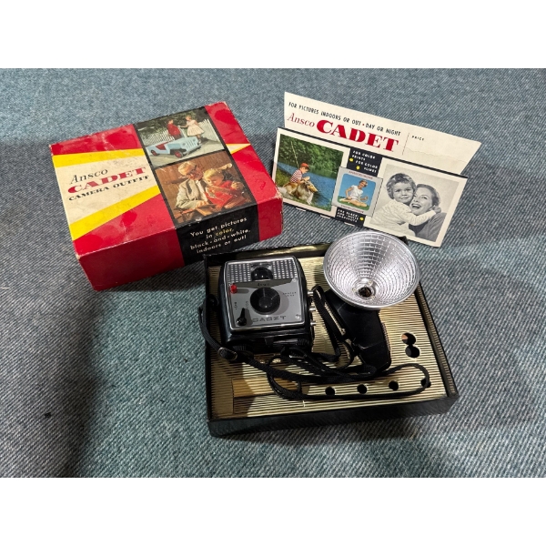 Ansco Cadet Colour Camera