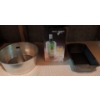 Image 9 : 3 Shelves Of Premium Kitchen Must Haves - Le Cruset Dutch Oven Electric Wok PYREX Casserole 