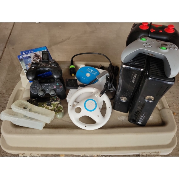 Gaming Consoles, Controllers and Games-Xbox 360, wii, PS Controllers 