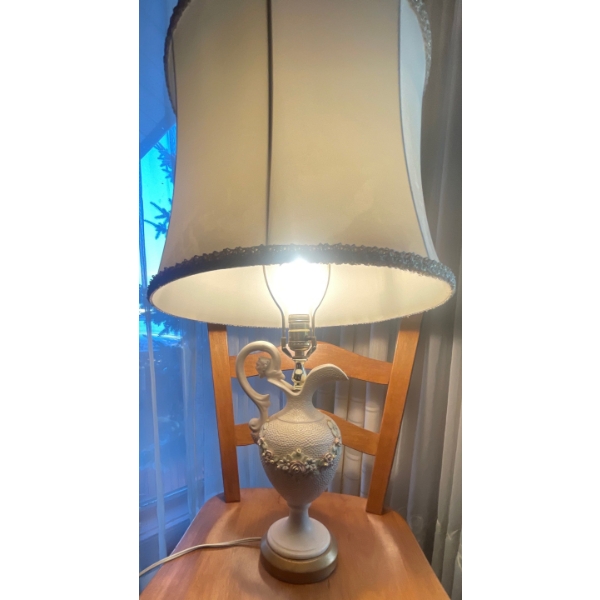 Pretty Floral Lamp  Tested  33"tall