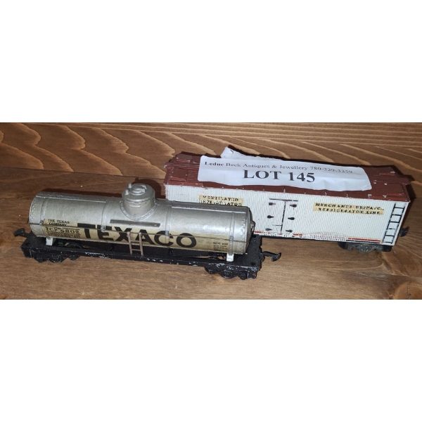 Model Diecast Texaco Oil Car & Merchants Refrigerator Car