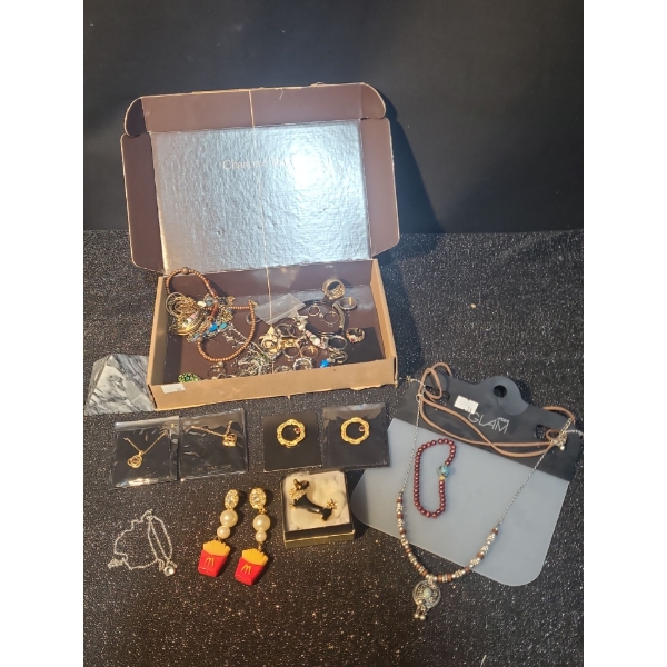 Box of Assorted Fashion Jewelry, Small Marble Pyramid 3 X 3 Base, 2.5 T 