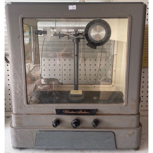 Christian Becker Scientific Scale 17L x 20T