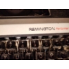 Image 7 : - Sperry Rand Remington Performer Portable Typewriter w/ Case 