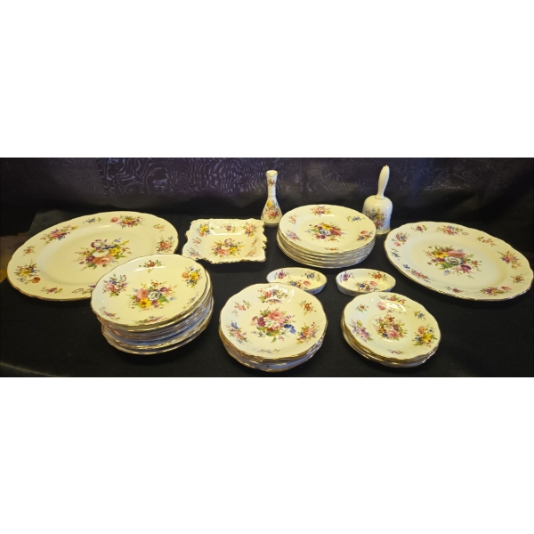 Hammersley & Co. Fine Bone China Stunning Plate Set 