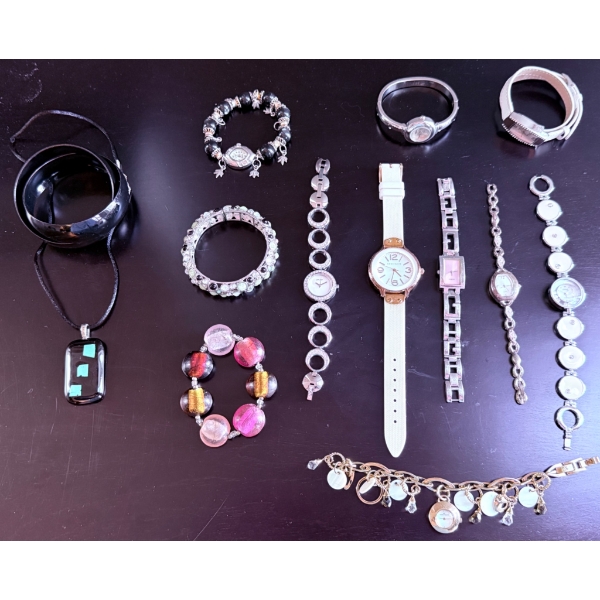 Women’s Fashion Watches and Jewelry Accessories