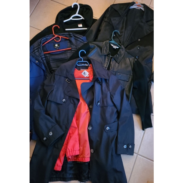Women's Coats Includes: Xterior Size 8, Jessica Medium, Nygard Size 8, Ideal Small, Black Coat Large