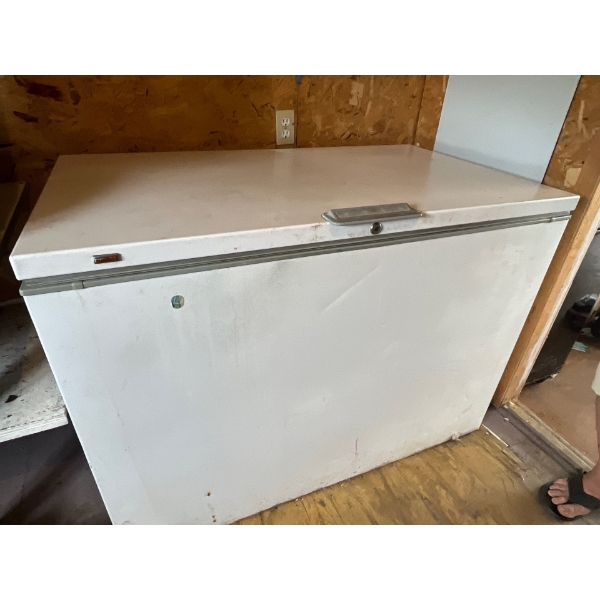 large chest style deep freezer ready for hunting season
48” length 28” wide 36” height .