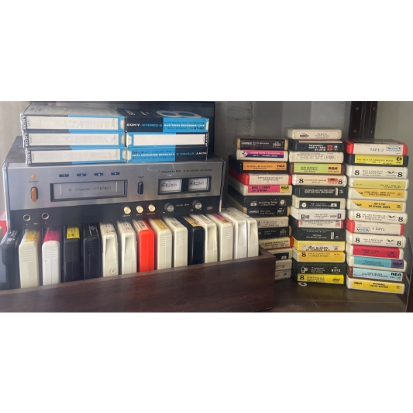 Vintage 8 Track Hoard w/ Realistic TR-882 Cartridge Tape Recorder 