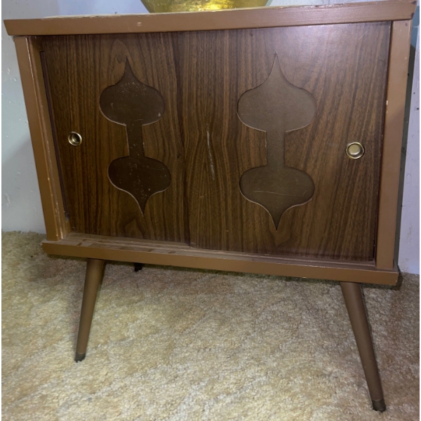 Mid Century End Table 26x18x24 w/ Faux Plant in Fudog Planter