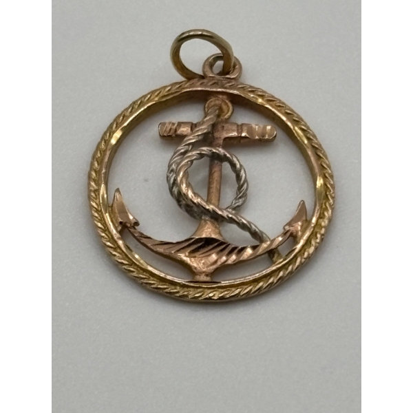 10k Gold Anchor Pendant in great shape 2.39g