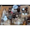 Image 3 : Lot: Old Bottles, Ephemera, Razors, Wooden Spools