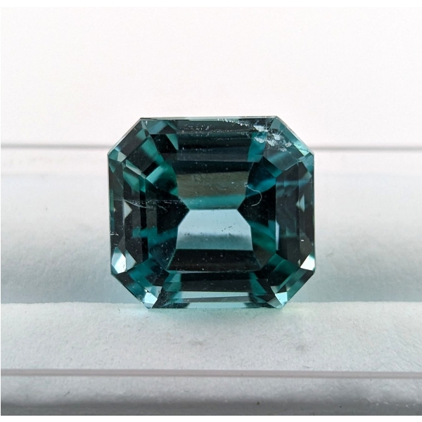 10.9 ct Certified Metallic Green Hiddenite gemstone ($5,450 Appraisal)