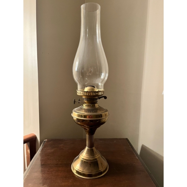 beautiful brass oil lamp