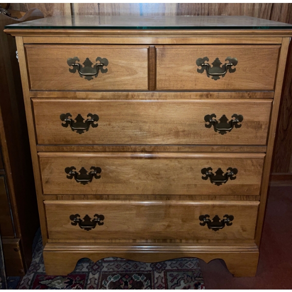 5 Drawered Solid Wood Dresser by Vilas 30" x