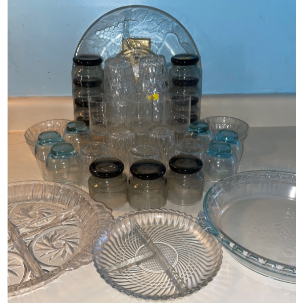 Assortment of Drinking Glasses from Back in the Day...+++Glass Trays