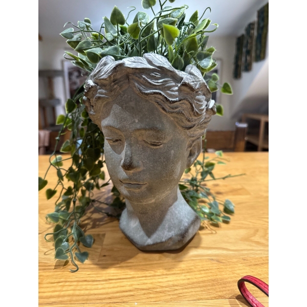 beautifull fake plant head sculpture H9"x6"d