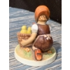Image 2 : Goebel Hummel Little Picker - 4T