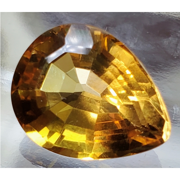 Citrine (17.85 ct, 20×16×11 mm)