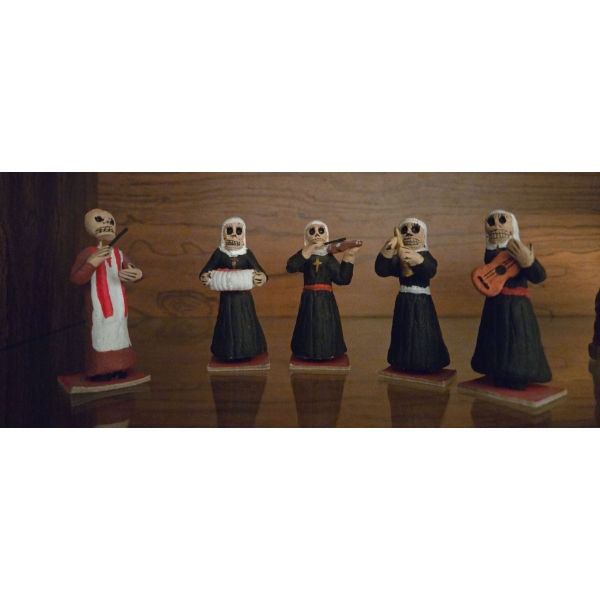 Day of the Dead Skeleton Nun & Priest Band Figurine Collection (2T Each) 