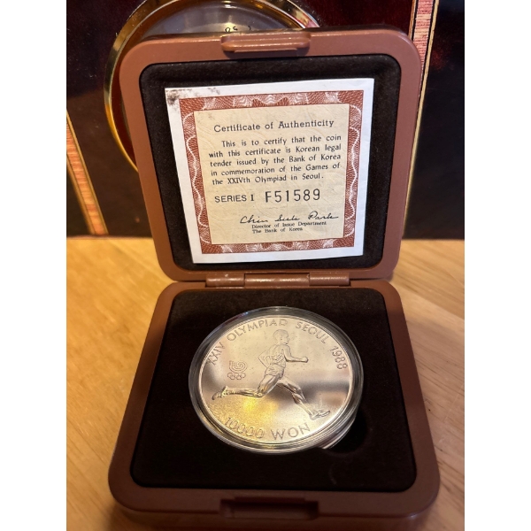 1988 Soul Olympics 10000 Won Issuer	South Korea Ruling authority	