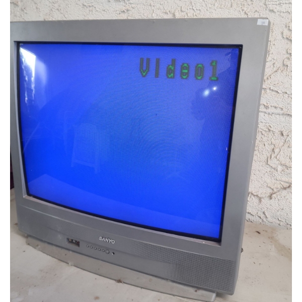 Sanyo 32" Television Model DS32225 Remote 29 W, 22 D, 29 T 