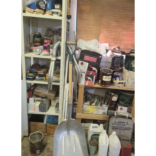 Metal Garage Shelving 18.5 W, 16 D, 73 T w/ Contents 