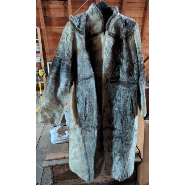 Vintage Seal Skin 3/4 Length Over Coat - Estimated Size is Ladies M/L