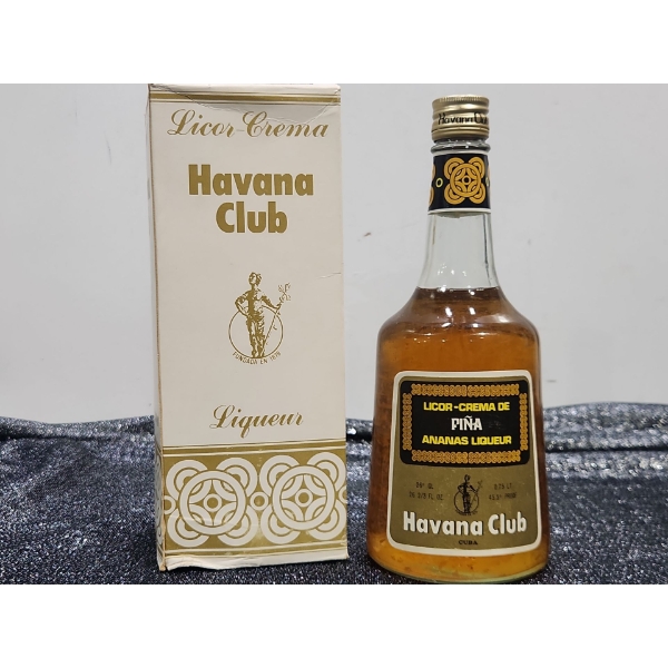 Vintage 1970's Havana Club Pineapple Liqueur with Original Box- Sealed - 750ml