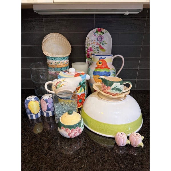Vintage Tropical Kitchen/Household Decor Bundle