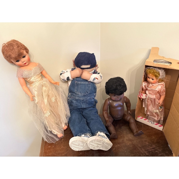 Doll Collection Featuring Dee and Cee Doll, and More (Large Country  Doll is 33T) 