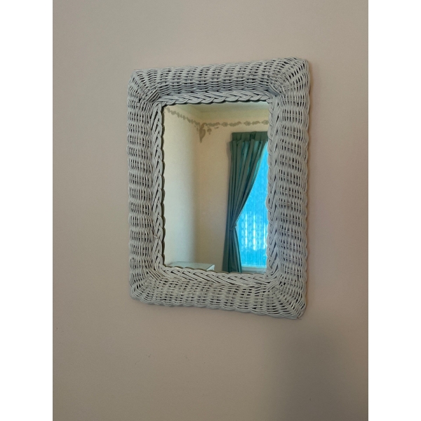 White wicker chair with a small white wicker mirror 16”x 12” in great condition