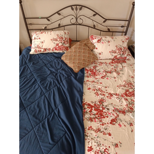 Queen Size Bed HeadBoard   Does NOT include Bed Frame Or Mattress