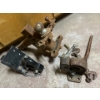 Image 1 : 2 Heavy Duty Hitches With Pins 