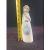 Image 5 : 3 Tengra Hand Made in Spain Porcelain Lady Figurines