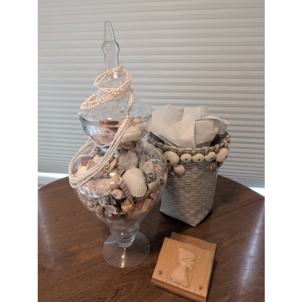 Coastal-Inspired Lot With Glass Jar, Decorative Shells, Necklaces, and Starfish