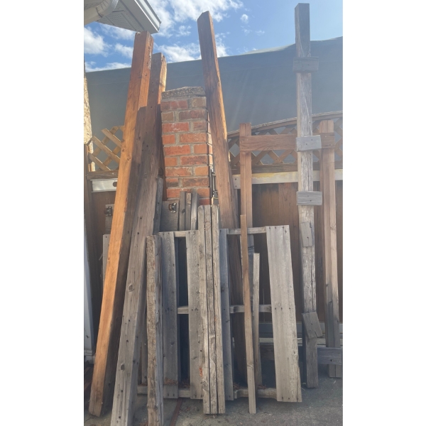 Reclaimed Wood Planks and Pallet Pieces