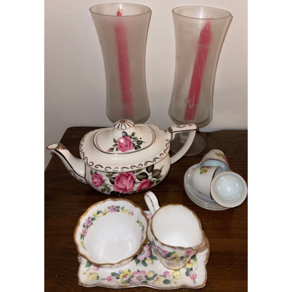 Royal Stafford 'Syringa' Gibsons & Fogged Candle Holders