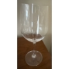 Image 2 : 12 Clear Glass Wine Glasses With Elegant Design