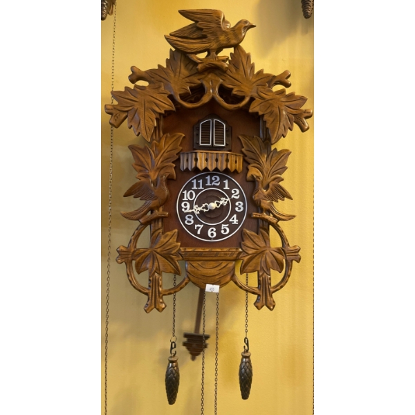 Collectable Antique Musical Hand Carved Cuckoo Clock 27T W. Germany 