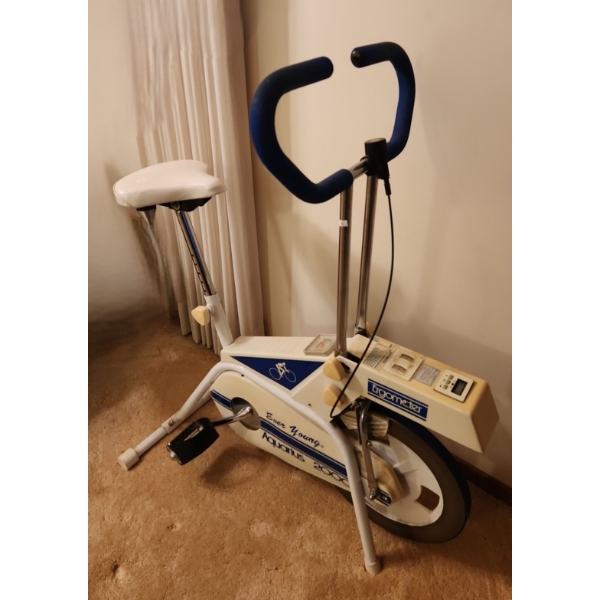Vintage Ergometer Aquarius 2000 Exercise Bike 20 W, 37 D, 45 T 