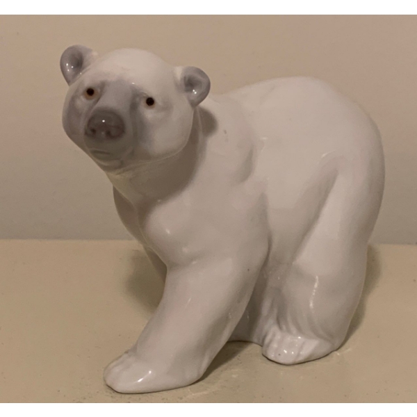 Lladro Porcelain Polar Bear - 4x5