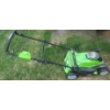 Image 2 : Greenworks Rechargeable Mower Model 2506402CT (60-1758) and Scott's Edgeguard Fertilizer Spreader